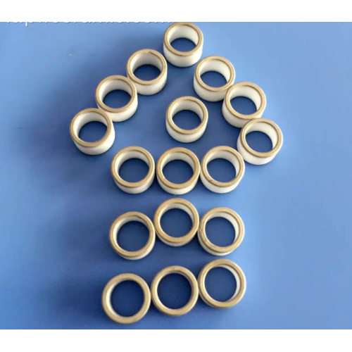 Prodotti per componenti strutturali in ceramica metallizzata